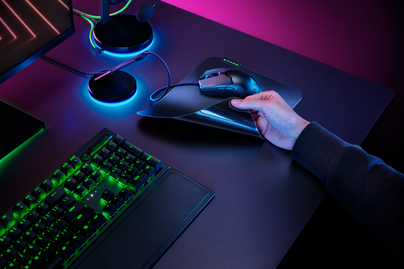 Razer Sphex V3 Ultra-thin Játékos Egérpad, kicsi